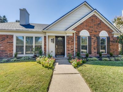 2426 S Parkway Blvd S