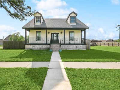 Property at 229 Jaguar Dr, Arabi, LA