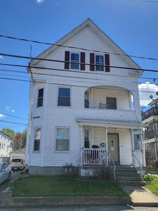 242 Green St