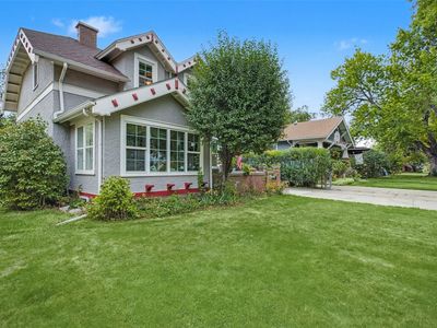 1809 4th Ave N
