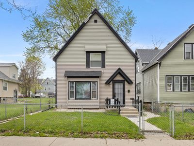 3244 N 30th STREET
