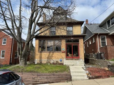 1144 Goe Ave