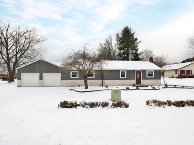 7380 Lewis Center Rd