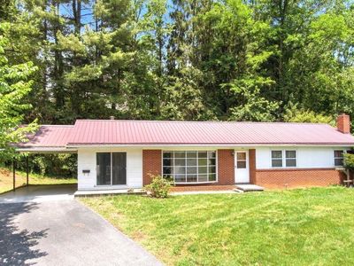 306 Crile Ln