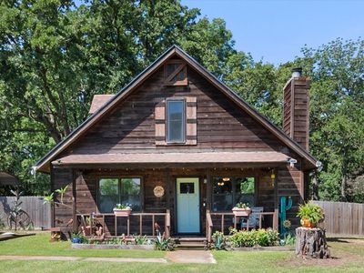 377 Southern Oaks Dr