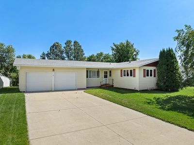 13 Vista Dr