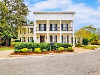 4 Savannah Ct