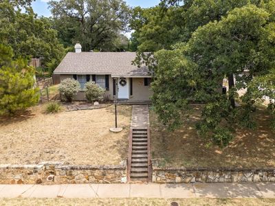 1006 Lucas Dr