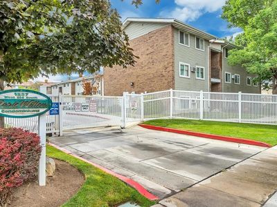 1557 W 200 S APT E301