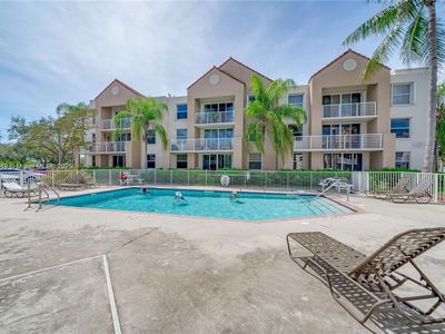 2711 Ocean Club Blvd APT 207