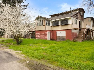 Property at 195 SE Mill St, Myrtle Creek, OR