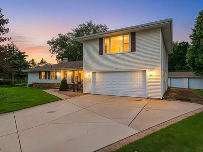 2931 Brookview Dr