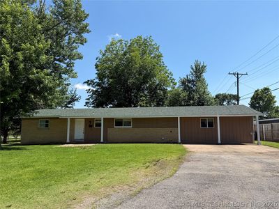 704 W Blair Ave