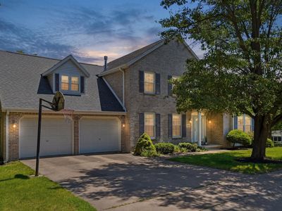 798 Carriage Hill Dr