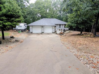 166 Queensberry Road