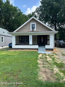 407 Freeman Ave