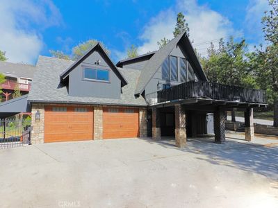 28596 N Bay Rd