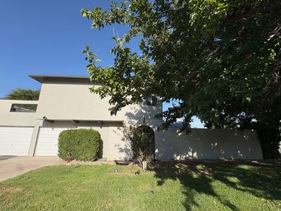 1 Robins Nest Pl