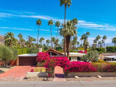 130 W Camino Descanso