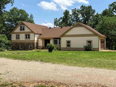 201 E Marshall Dr
