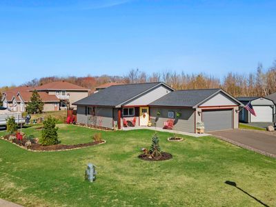 1302 Greentree Dr