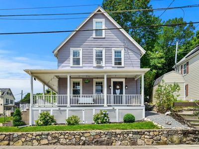 90 Forest St