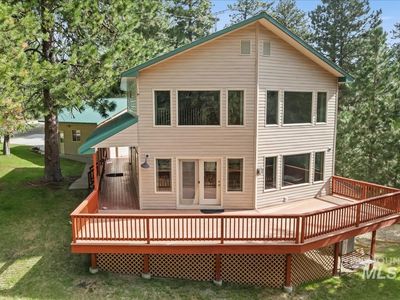 Property at 1496 Pine Ridge Dr, Cascade, ID
