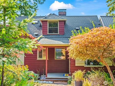 3620 Forest Beach Drive NW