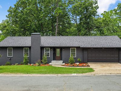 10 Athena Ct