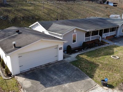 3399 Howells Mill Rd