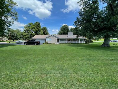 102 Maplewood Dr