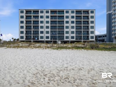 427 E Beach Blvd #665
