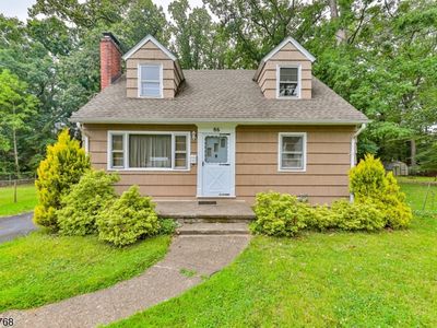 86 Ridgewood Ave