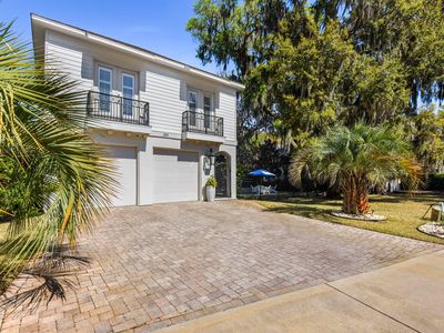 123 Beacon Point Dr