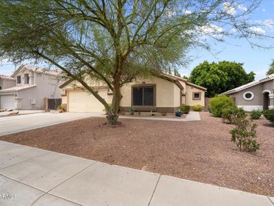 8830 W SALTER Drive