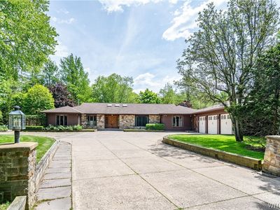 45 Red Wing Ct