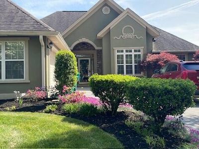 244 Kensington Ct