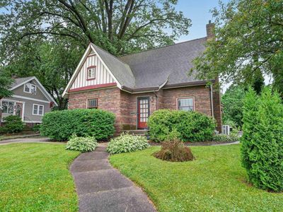 250 Kenilworth Rd