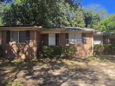 1918 Fairway Dr