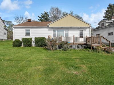 484 Van Buren St