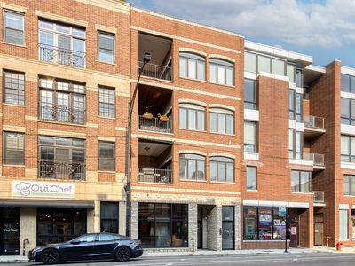 2626 N Halsted St APT 3