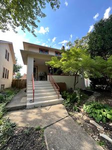 10902 S Hoyne Ave