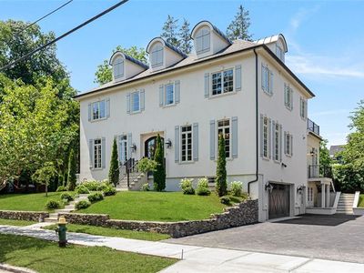 310 Blackstone Blvd