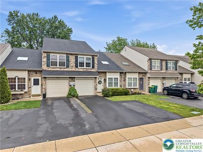 5543 Stonecroft Ln