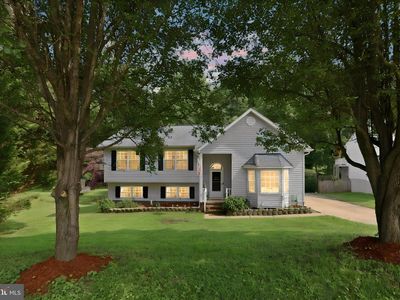 7422 Laura Ln