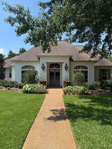 6144 Tennyson Oaks