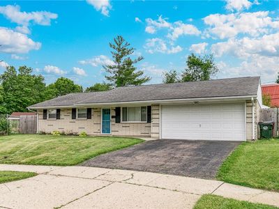 15 Greencliff Dr