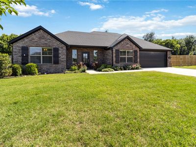 515 Vista Del Valle St
