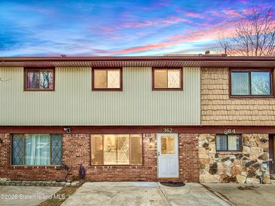 362 Rolling Hill Grn
