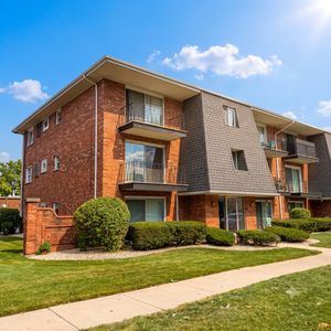 10936 S Keating Ave #3A